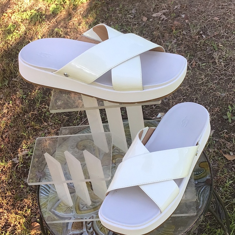 UGG EMILY Cream Patent Platform Sandals Modern Minimalist Design
